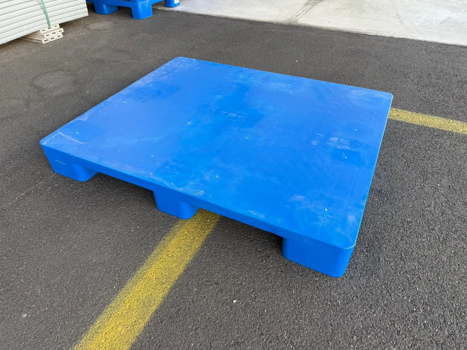 pallet usati 120x100 blu 9piedi pianale chiuso logisto